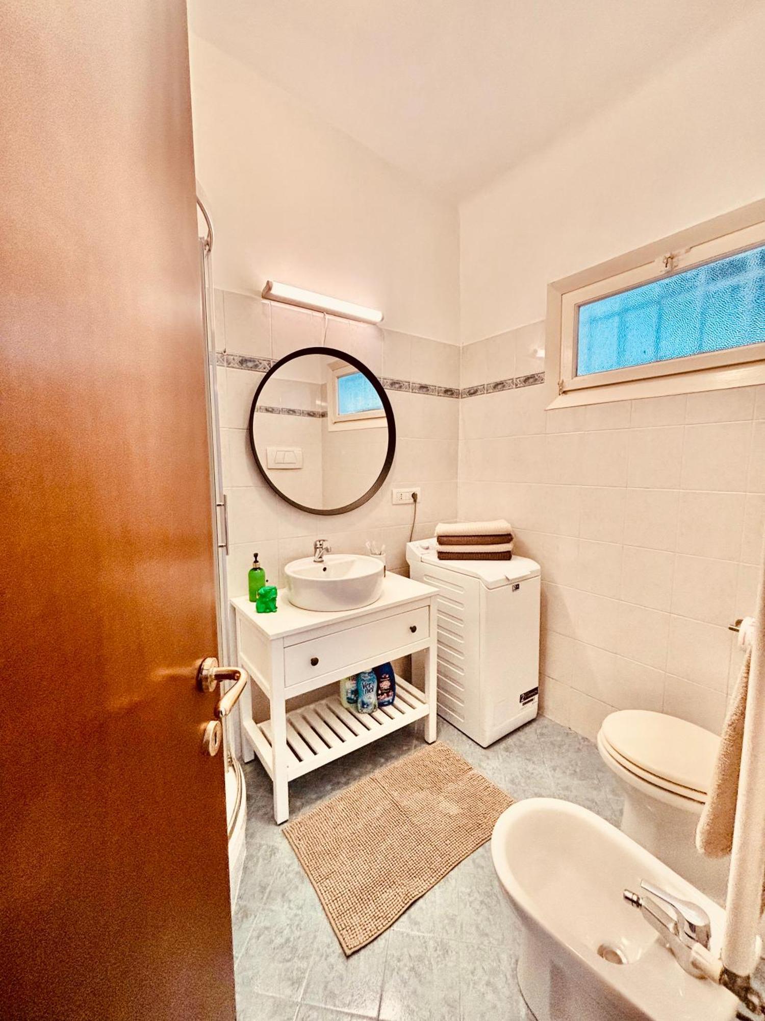 Appartamento Moneglia Rebecca Holidays Экстерьер фото